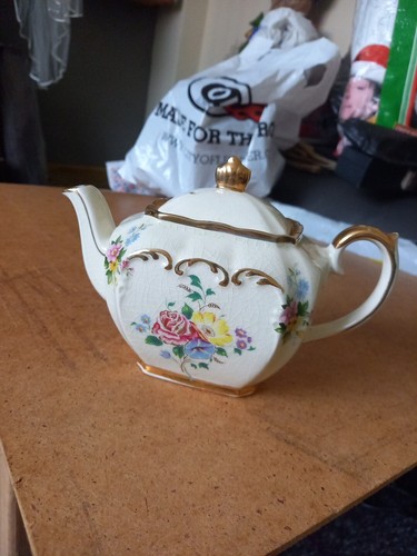 Vintage sadler cube shaped - vintage,
