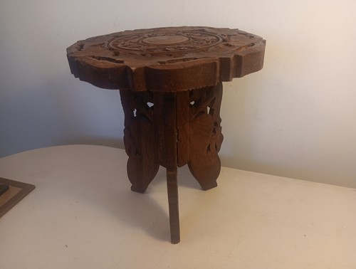 Small vintage indian hand - small,