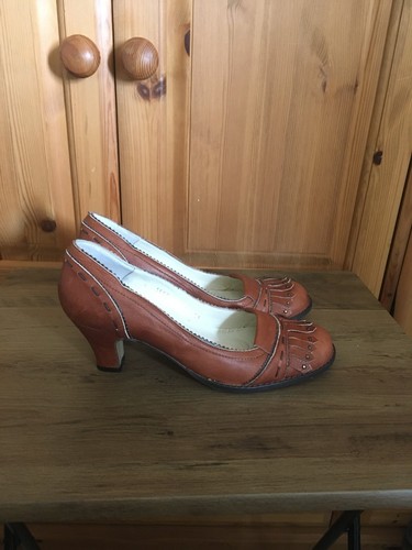 Shoes tan leather vintage - shoes,, leather,