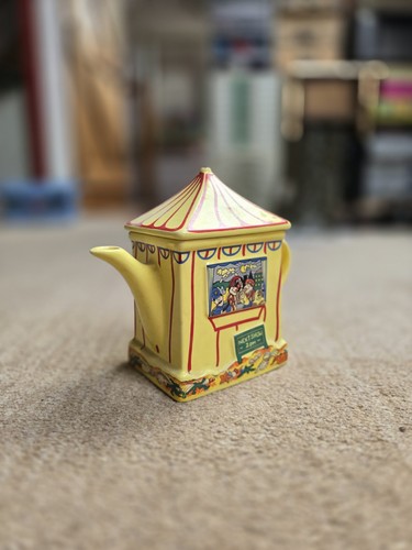 Vintage wade circus teapot - vintage,,