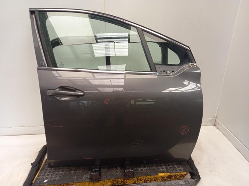 Peugeot 208 right - peugeot,