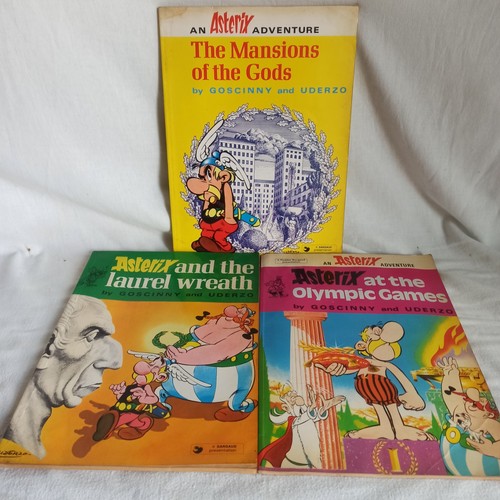 Asterix books bundle - x, 3