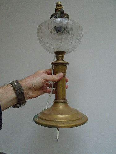 Damaged oil lamp restore or - lamp,