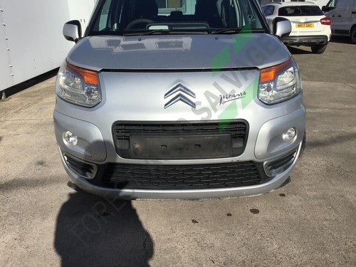 2010 citroen picasso front - 2010,
