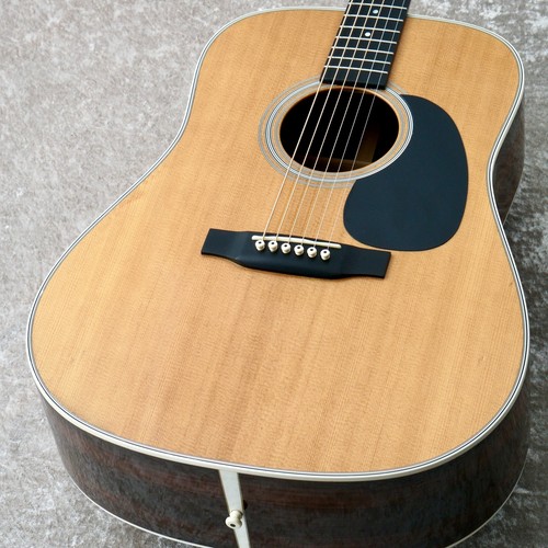 Martin standard 15 - d-28, used