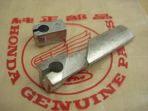 Throttle wire hinge - hinge, honda