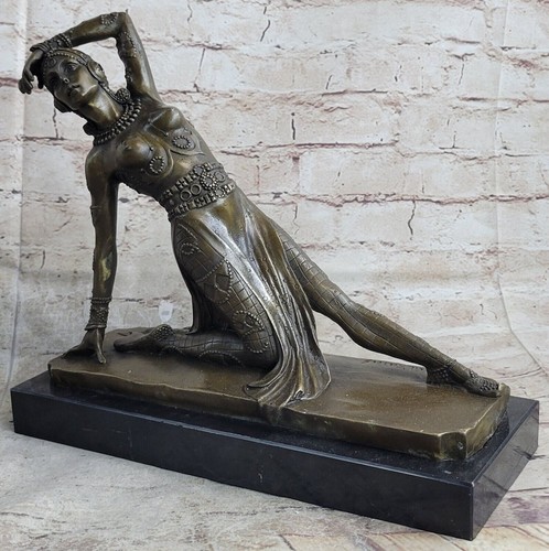 Art deco signed chiparus - deco,