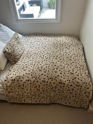 Zara home furry leopard bed - furry,