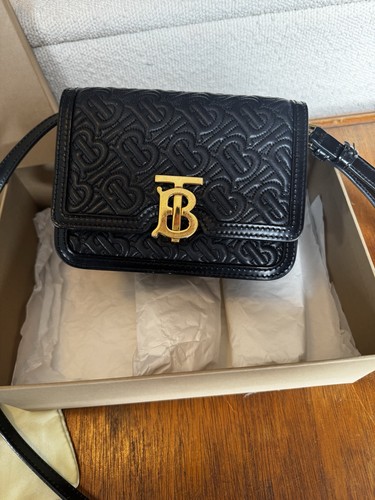 Burberry monogram quilted - burberry,