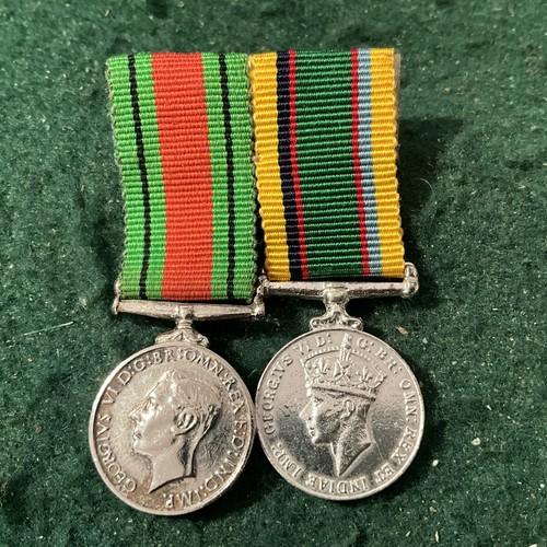 Miniature medal group - miniature,