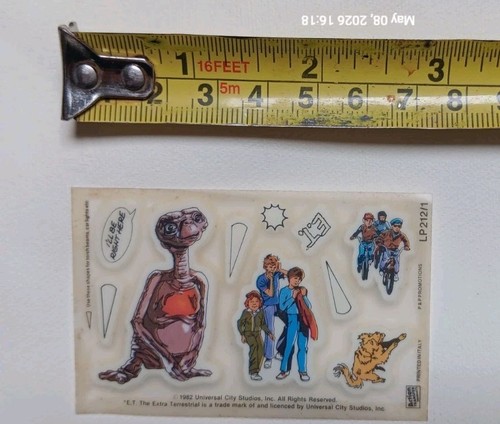 Movie action charactor - e.t.,