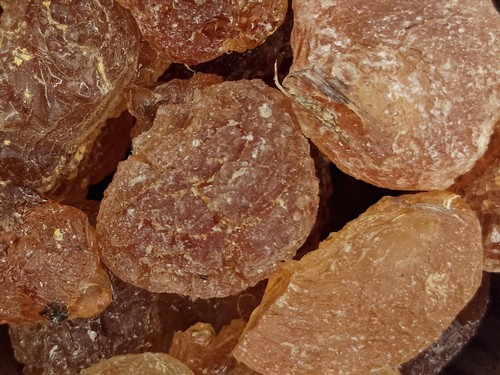 Gum arabic pale - pale,