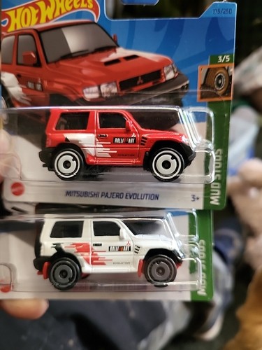 Hot wheels mitsubishi pajero - hot,