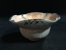 A1570 / Pottery / Dish Bowl /