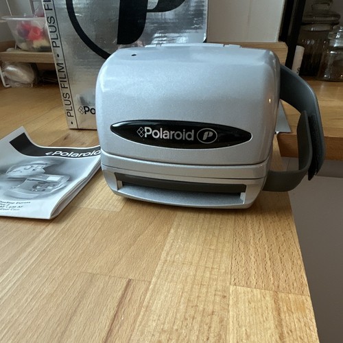 Polaroid 600 instant film - 600,