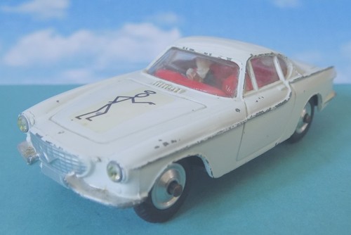 Corgi toys 258 saints - saints, volvo