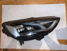 Genuine Audi A4 8W facelift LED headlights right headlight  8W0941012A (Damaged)
