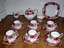 Royal Albert 22 Piece Old English Roses Gilded Tea Set Inc Teapot ~ Excellent