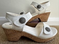 Pavers Sandals 2.5 Inch Heel
