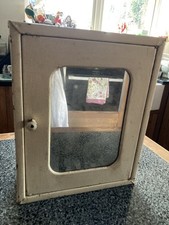 Vintage 1930's 1940's Steel Bathroom wall cabinet 11.5 X 9.25 X 3.5 inches