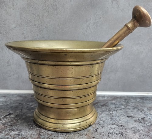 Antique bronze flared - flared, rim