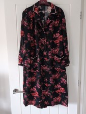 Vintage Bathrobe Size L, Knee