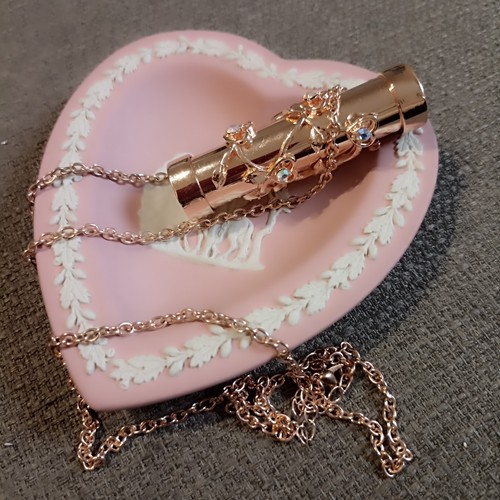 Vintage style rose gold - style,