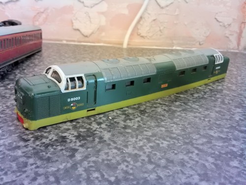 Gauge lima deltic loco body - oo,