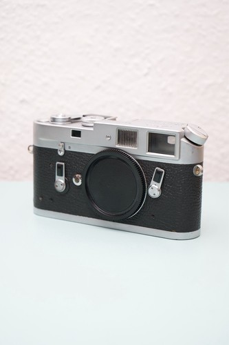 Leica 35mm rangefinder - m4,