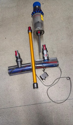 Dyson v10 vacuum cleaner full - vacuum,