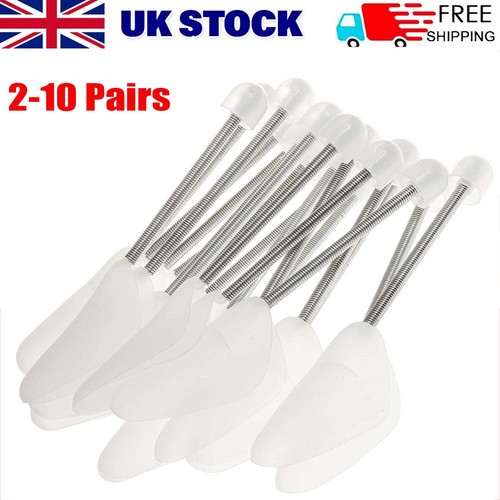 Pairs shoe trees - of,