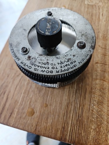 Rowe ami popularity - meter, 1100