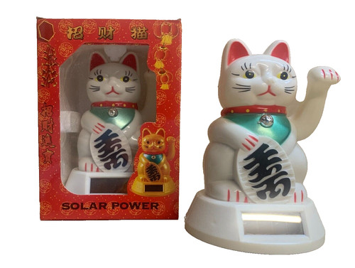 White lucky cat waving solar - waving,