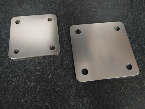 Stainless steel square fixing - square,