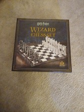 The Noble Collection Harry Potter Wizard Chess Set - NN7580