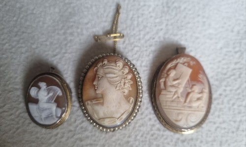 Cameo brooches - 3,