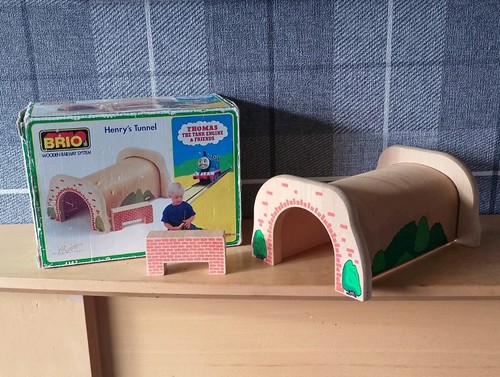 Genuine vintage boxed wooden - vintage,