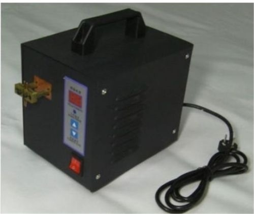Hand held spot - welder, welding