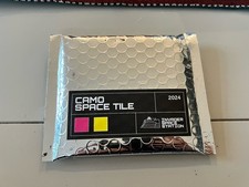 INVADER – Camo Space Tile