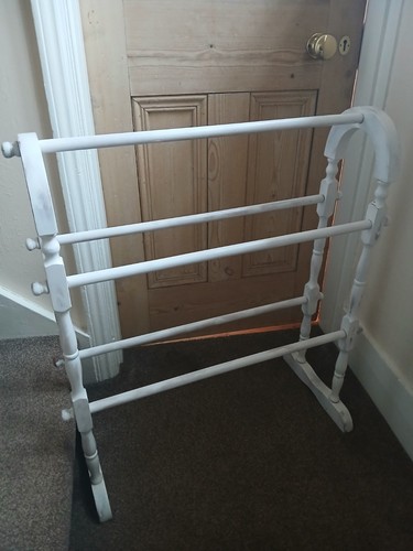 Shabby chic free - shabby, standing