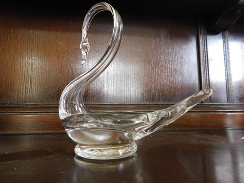 Beautiful cut glass swan - a,