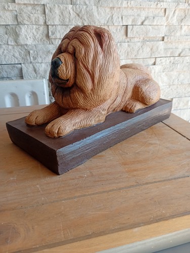Large laying realistic - large,