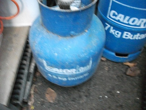 Calor gas empty bottle - bottle, log