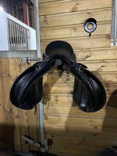 17" ideal  wide saddle black