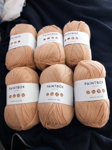 Paintbox yarns light caramel - light, x