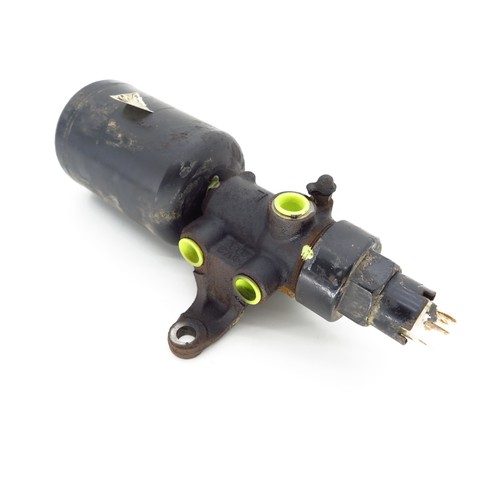 Valve self leveling - valve, left