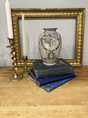 Grey cherub shabby chic - shabby, vase