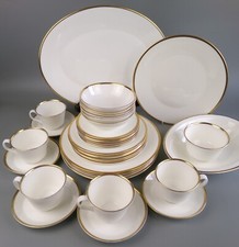 Minton Horizon Dinner Service Set for 6. White Bone China. Gold Band. Plate bowl
