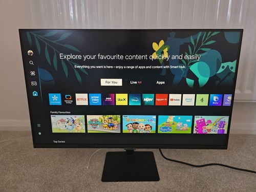 Samsung smart monitor - 32",