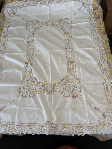 Vintage battenberg lace linen - battenberg,